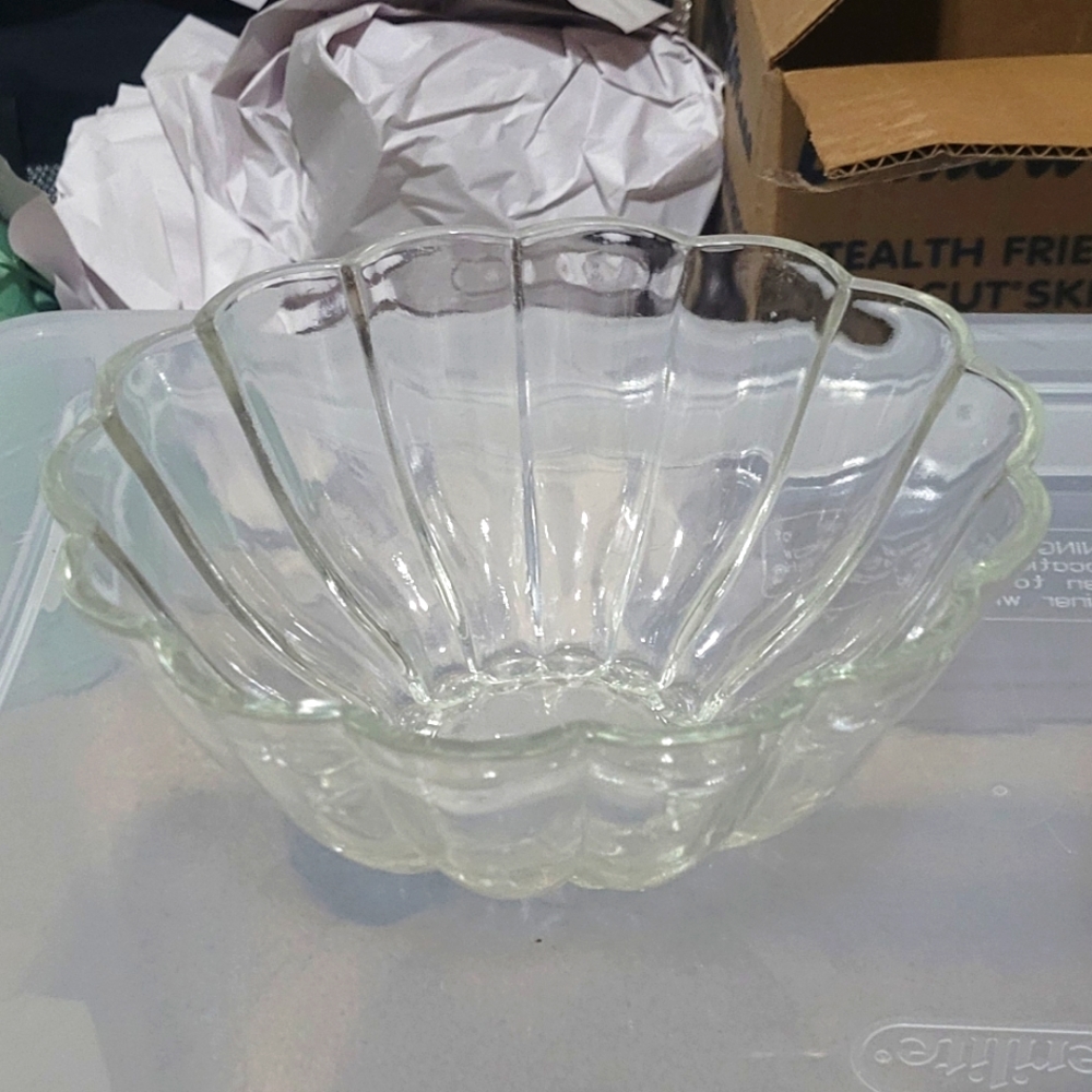 Glass Serving Bowl